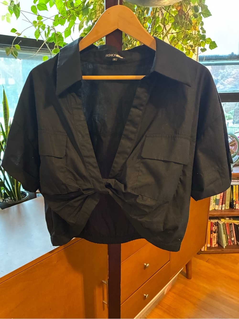 Fashion Nova Black Cropped Tie-Front Top NWT